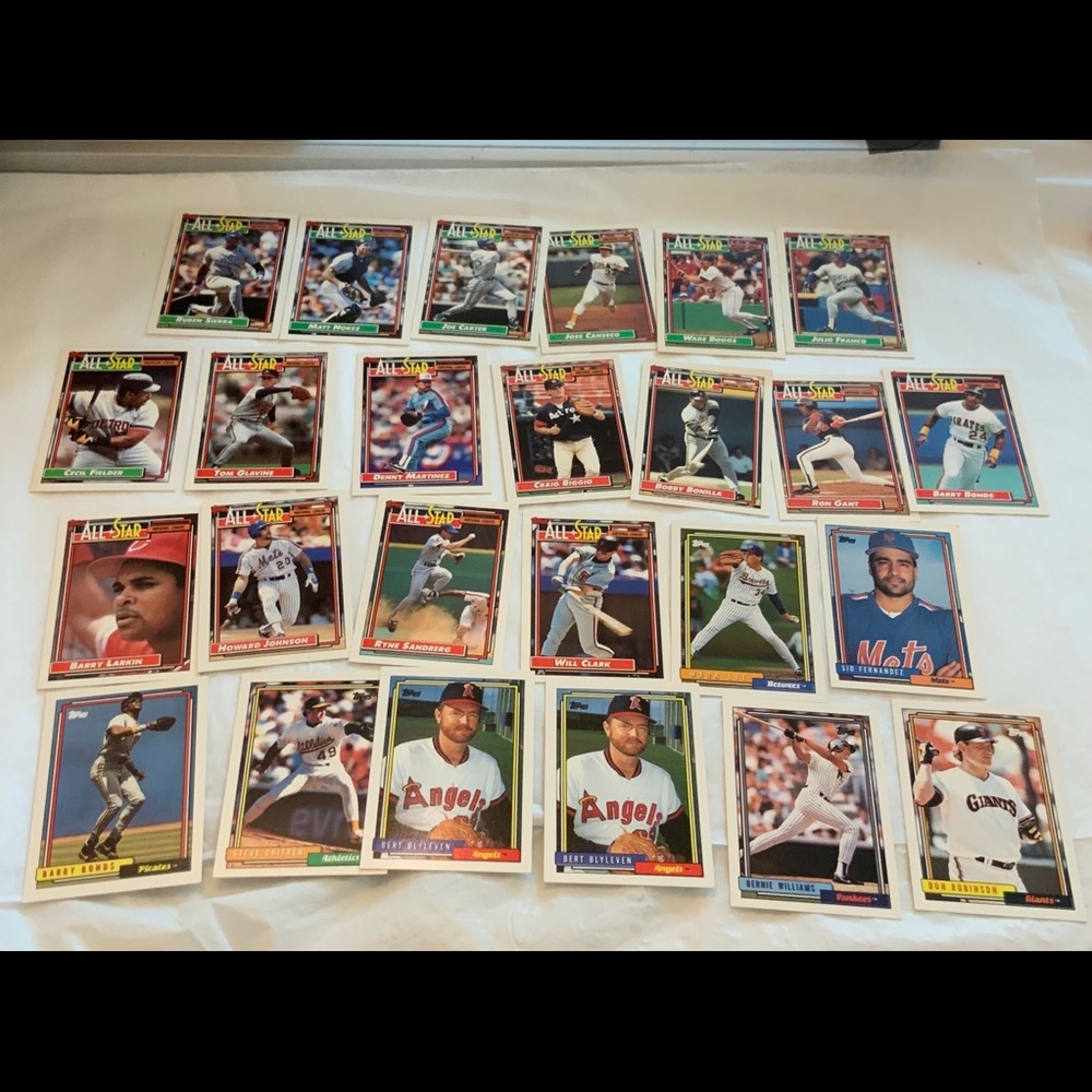 Bundle of Baseball Cards Lot 98